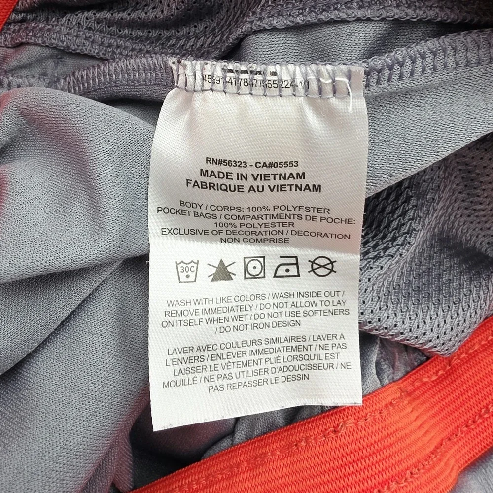 Nike small snag